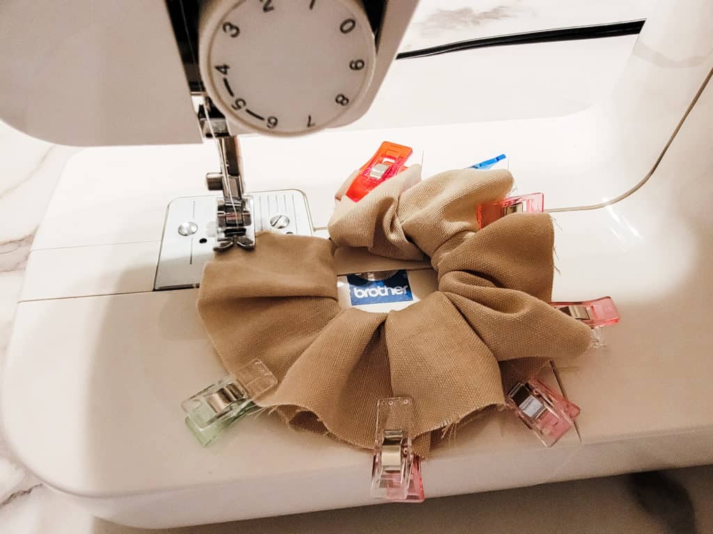 scrunchy on sewing machine